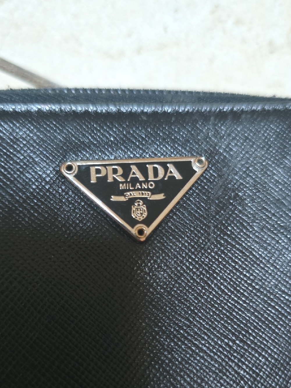 Prada Saffiano Black Leather Zip Around Wallet Unisex - Picture 6 of 12